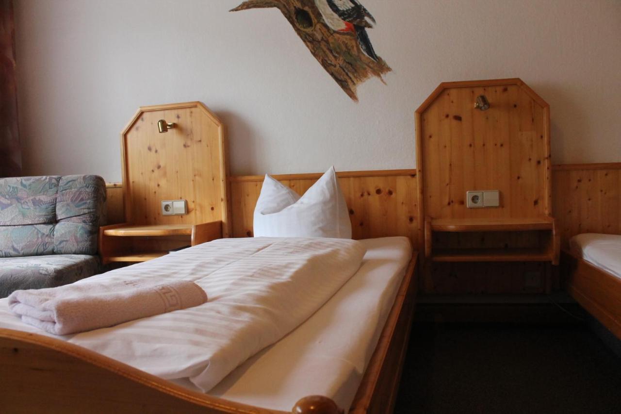 Hotel Waldfrieden Elsterberg Buitenkant foto