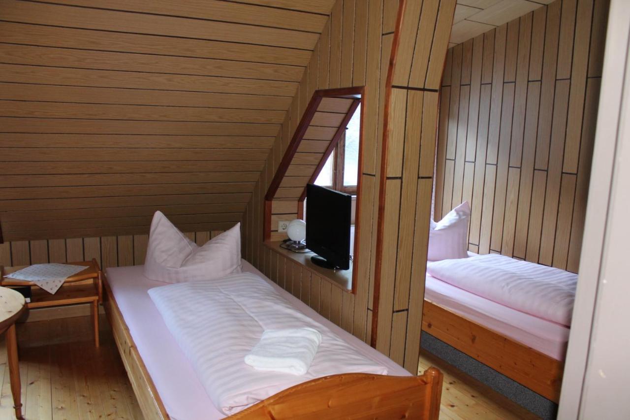Hotel Waldfrieden Elsterberg Buitenkant foto