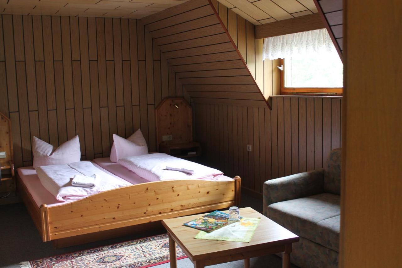 Hotel Waldfrieden Elsterberg Buitenkant foto